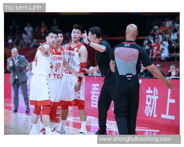 深圳篮球队在世界杯预选赛中的灵活性表现与战术分析 深圳篮球队在世界杯预选赛中的灵活性表现与战术分析